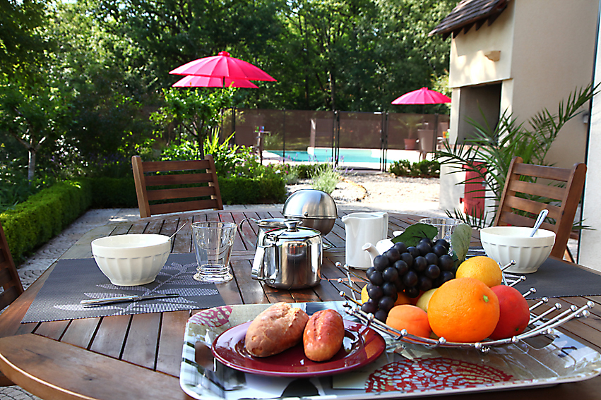 Petit dejeuner terrasse